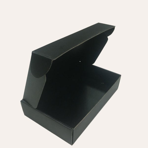 black-mailer-boxes-shipping